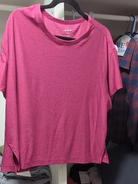 Old Navy Pink Crop Tee